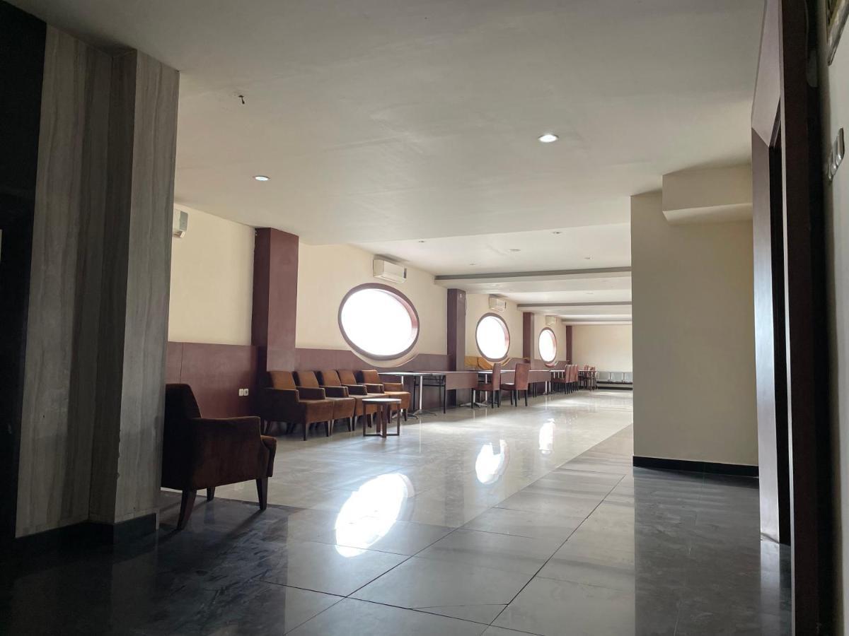 Collection O 1279 Hotel Grand Celino נקסר מראה חיצוני תמונה