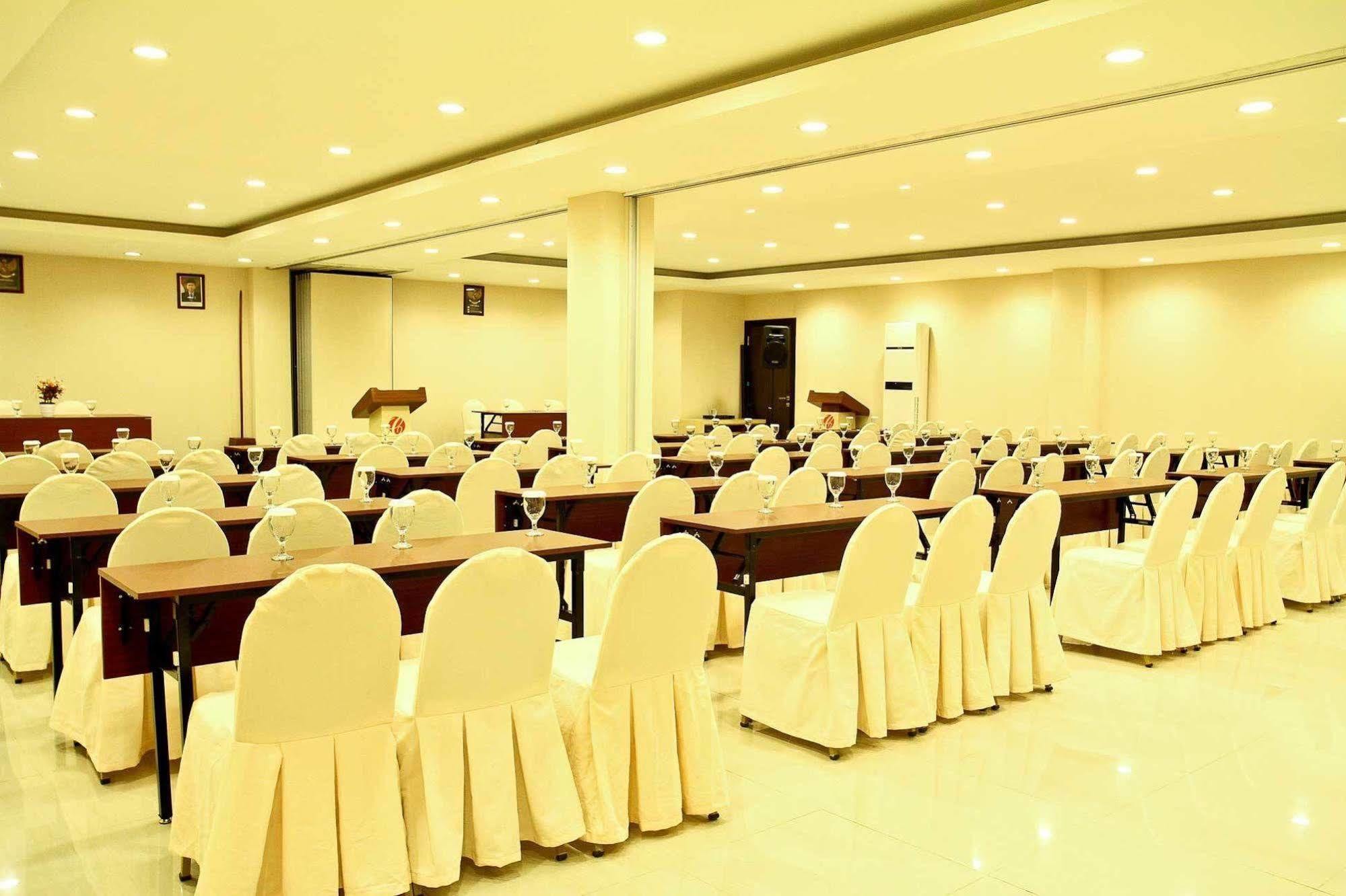 Collection O 1279 Hotel Grand Celino נקסר מראה חיצוני תמונה